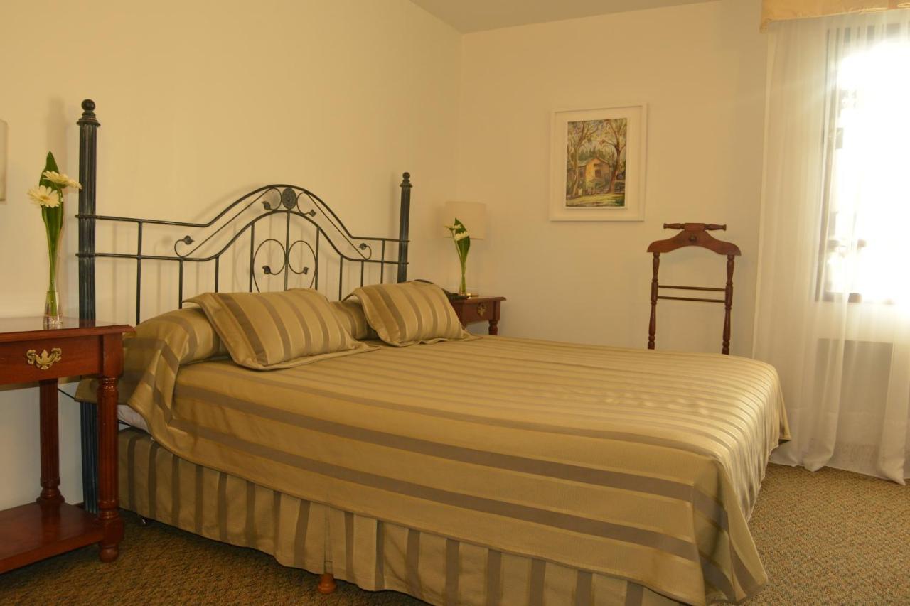 Hotel De La Canada Кордова Номер фото